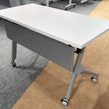 Caddy 模組化辦公室活動工作摺檯培訓桌
