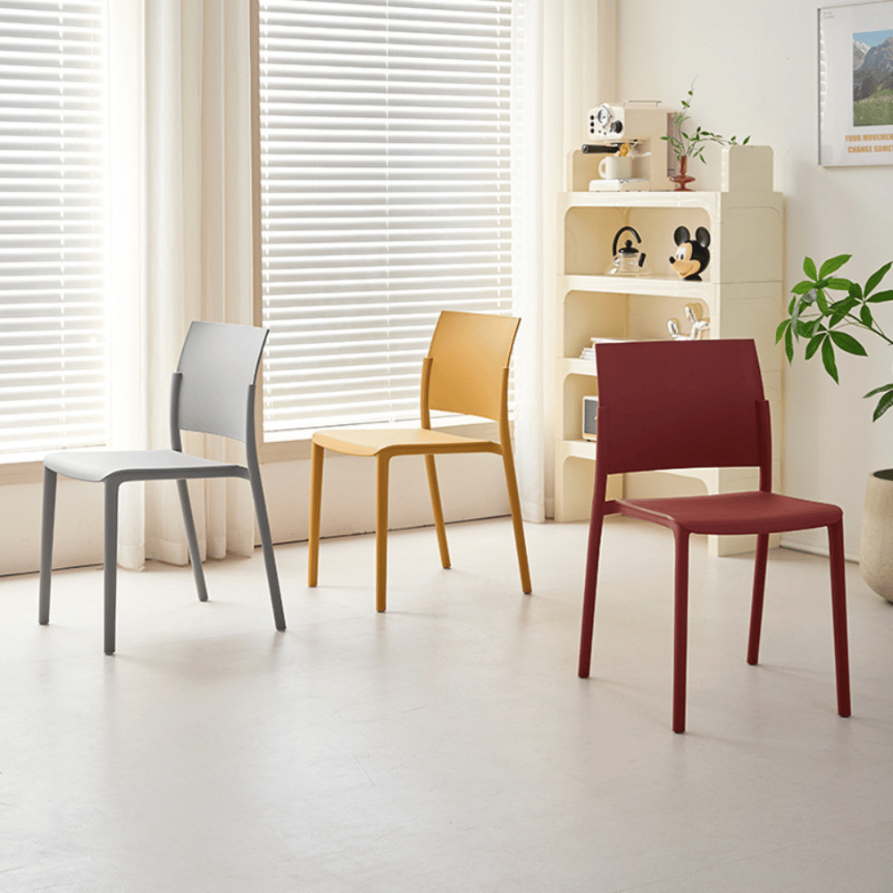 Ara-A Stackable Plastic Chair