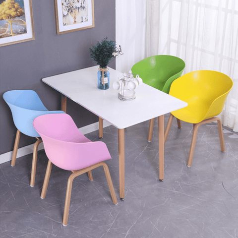 Arlo-A Modern Minimalistic Plastic Dining Chair