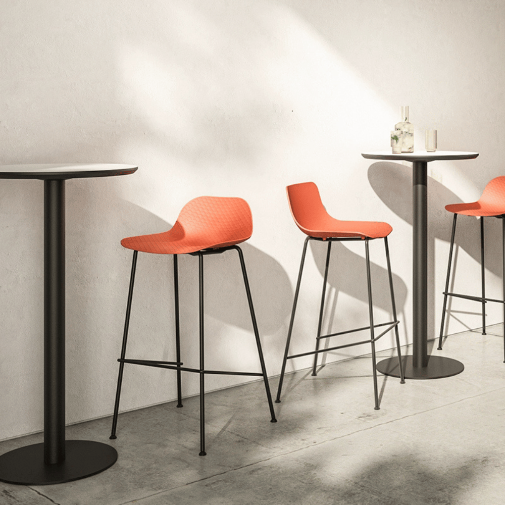 CT611 Metal Disc Base Wooden Round High Bar Table
