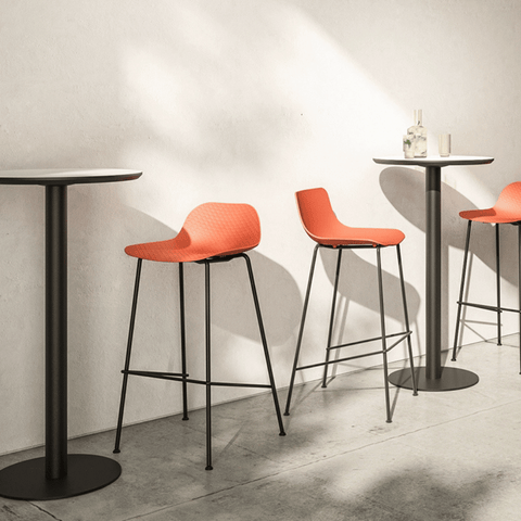 CT611 Metal Disc Base Wooden Round High Bar Table