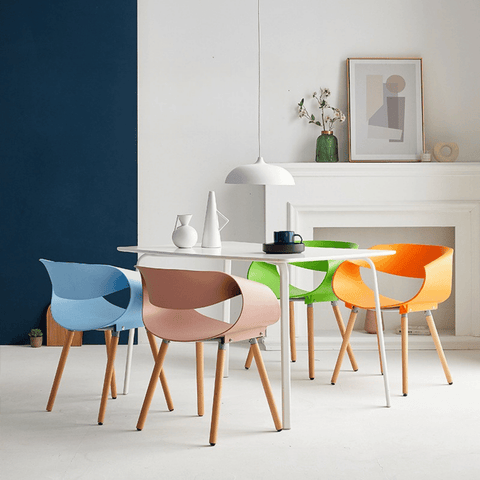 Oro Modern Curved Plastic Dining Chair